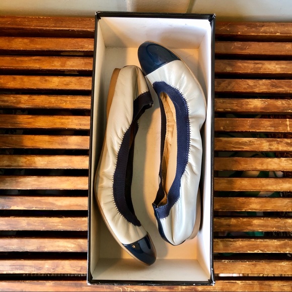 🚨 Price Reduced 🚨 J. Crew Navy/Grey Ballet Flats - Picture 8 of 8